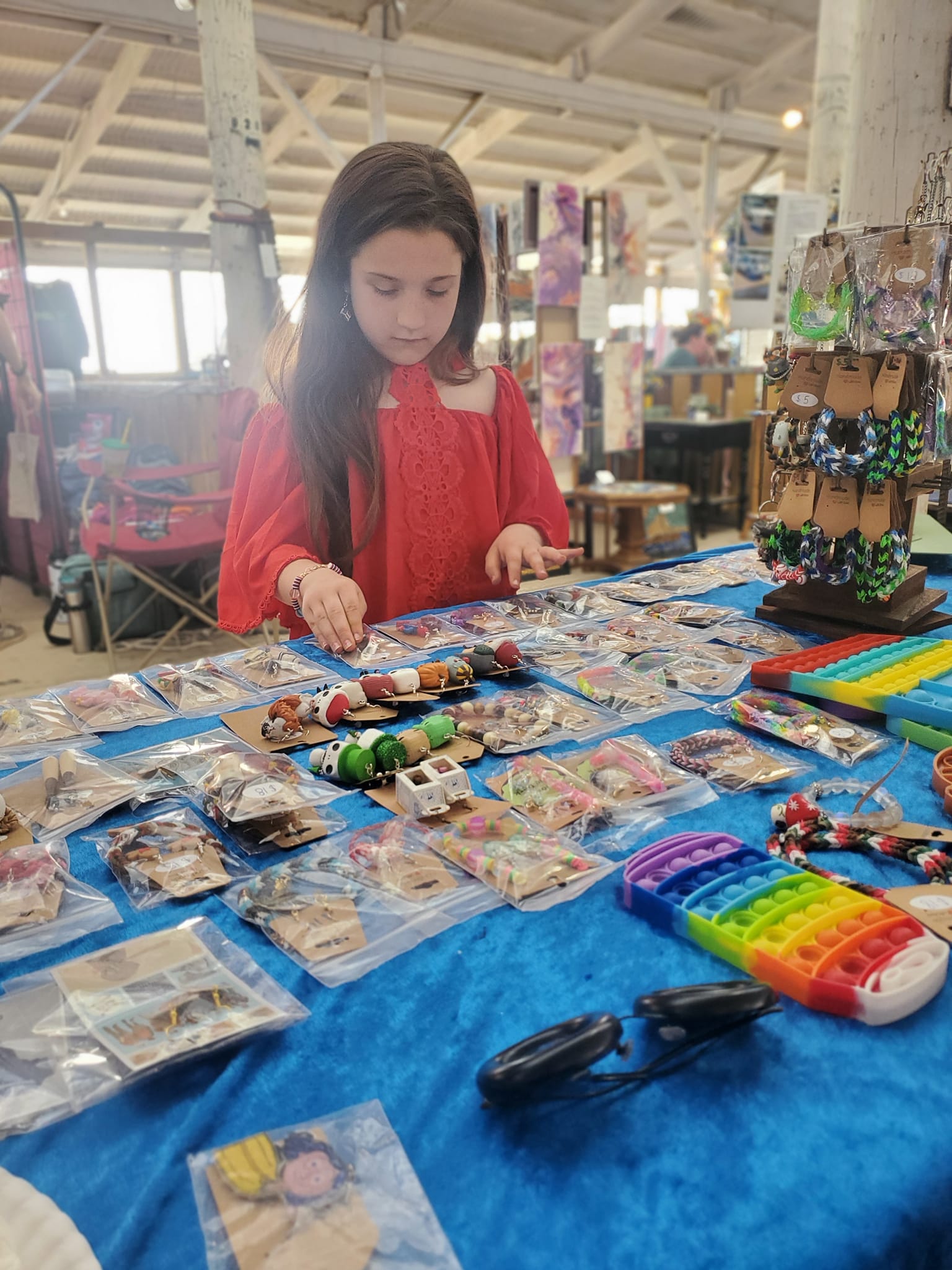 averies luxurious looms